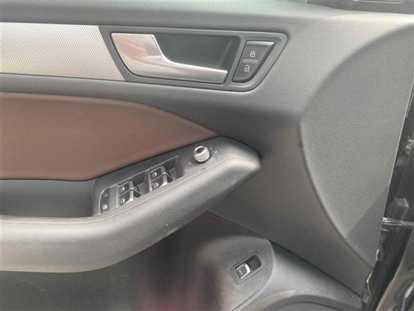 µQ5 2017 40 TFSI 