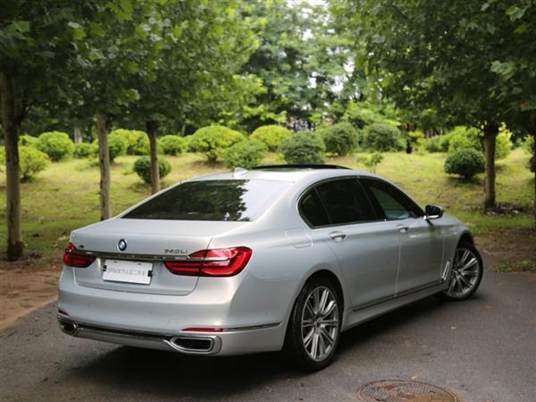 7ϵ 2018 740Li xDrive  ׿Խװ