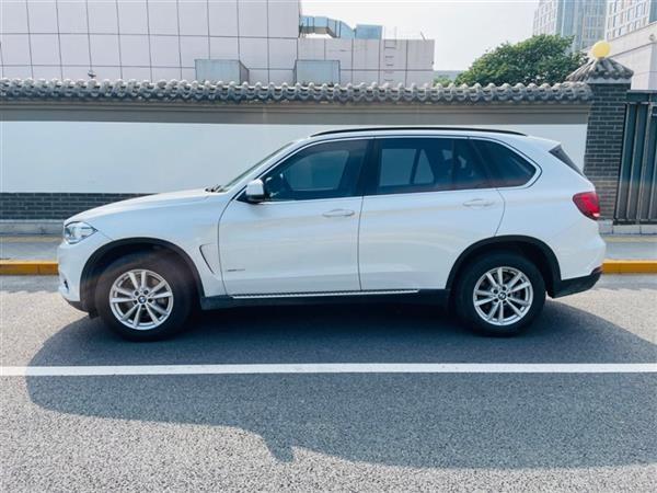 X5() 2015 xDrive28i