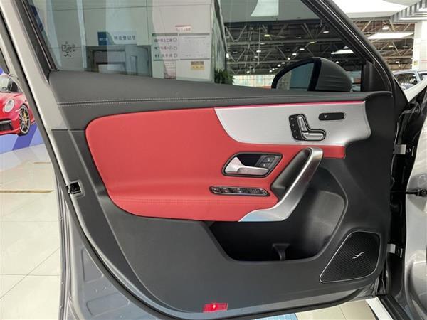 AAMG() 2020 Ŀ AMG A 35 4MATIC