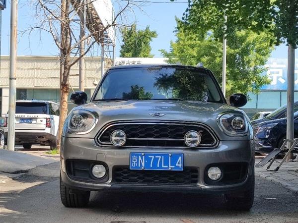 MINI COUNTRYMAN 2017 2.0T COOPER S ALL4 м