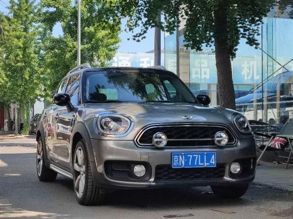 MINI COUNTRYMAN 2017 2.0T COOPER S ALL4 м