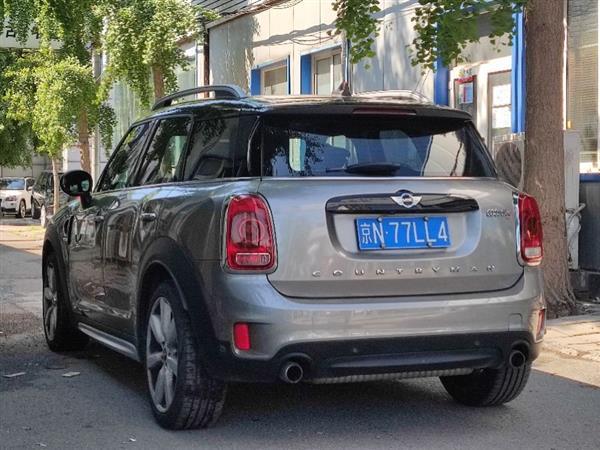 MINI COUNTRYMAN 2017 2.0T COOPER S ALL4 м