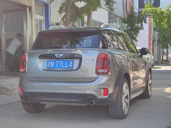 MINI COUNTRYMAN 2017 2.0T COOPER S ALL4 м