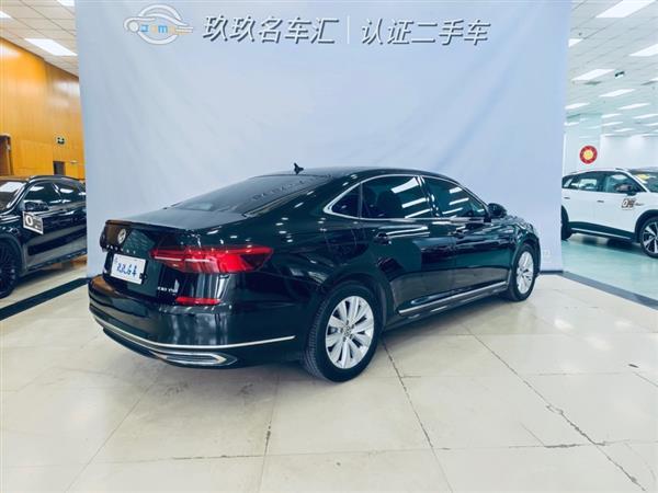  2019 330TSI Ӣ VI