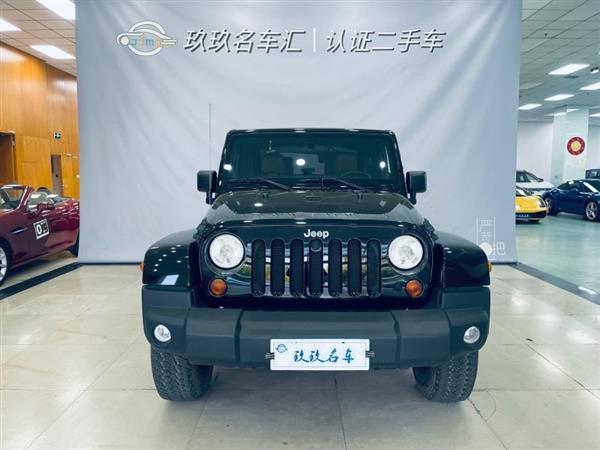  2012 3.6L Sahara ذ