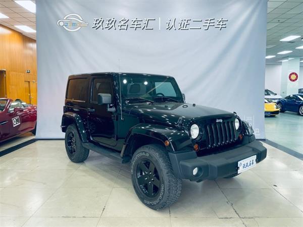  2012 3.6L Sahara ذ