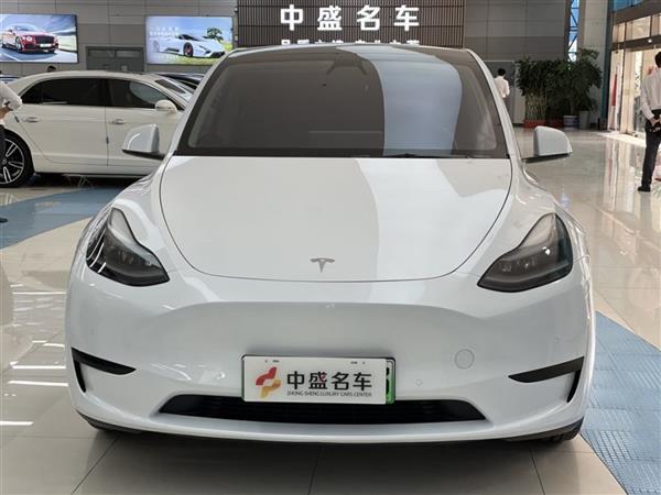 Model Y 2022 