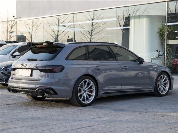 µRS 4 2020 RS 4 2.9T Avant