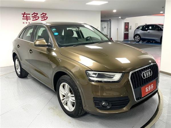 µQ3 2015 35 TFSI 