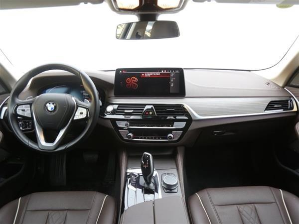 5ϵ 2022 530Li xDrive װ