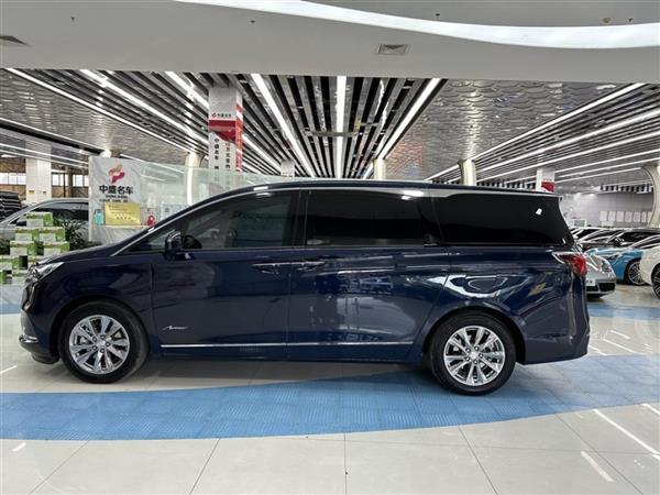 GL8 2022 Avenirά 