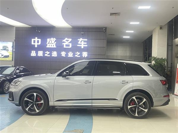 µQ7 2021 45 TFSI quattro S line˶