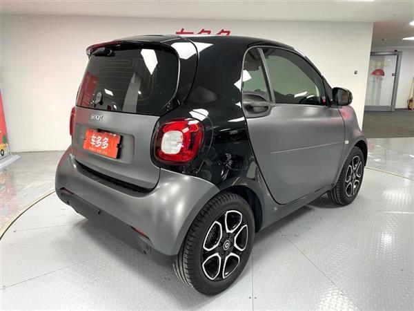 smart fortwo 2018 0.9T 66ǧӲȷ V