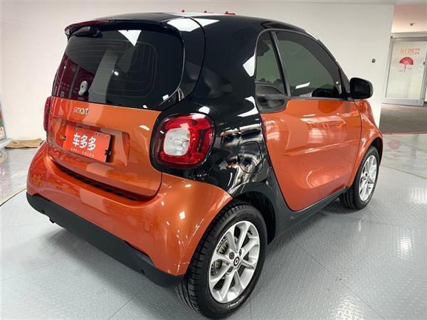 smart fortwo 2015 1.0L 52ǧӲ鶯