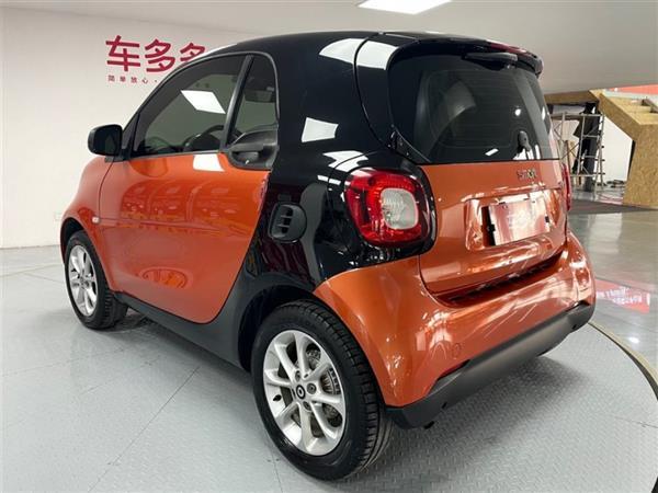 smart fortwo 2015 1.0L 52ǧӲ鶯