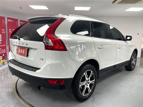 ֶXC60() 2013 T5 ʰ