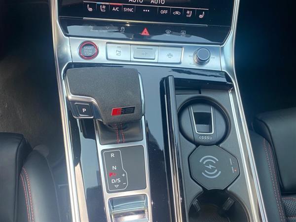 µRS 6 2022 RS 6 4.0T Avant