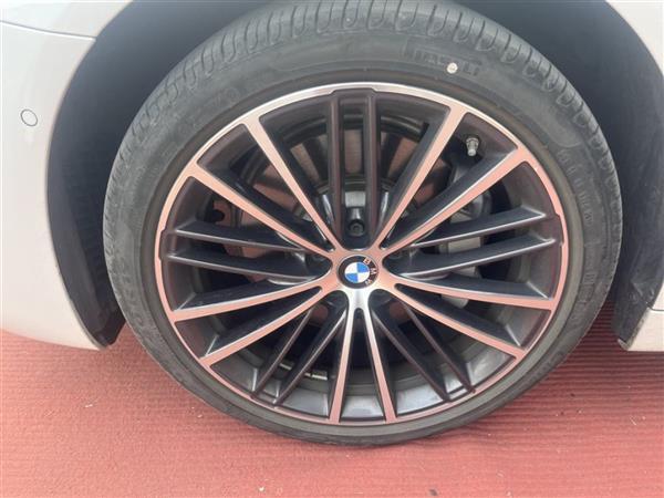 5ϵ 2020 530Li  M˶װ