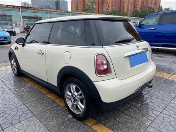 MINI 2013 1.6L ONE 