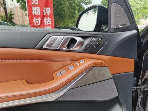 ����X7 2019�� xDrive40i ���Ի����������� M�˶���װ