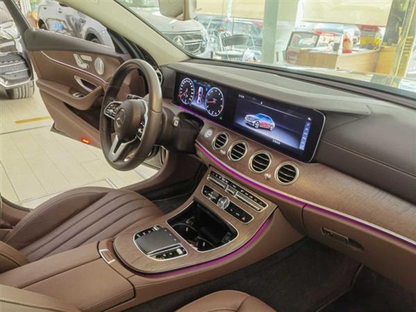 E 2020 Ŀ E 300 L 