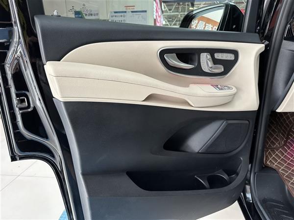 V 2018 V 260 캽 VI