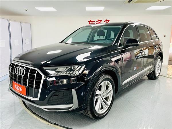 µQ7 2021 45 TFSI quattro S line˶