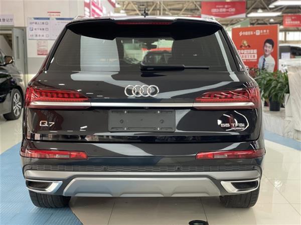 µQ7 2021 55 TFSI quattro S line