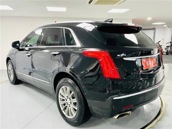 XT5 2018 25T 