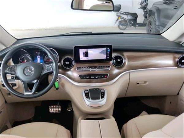 V 2020 V 260 L 