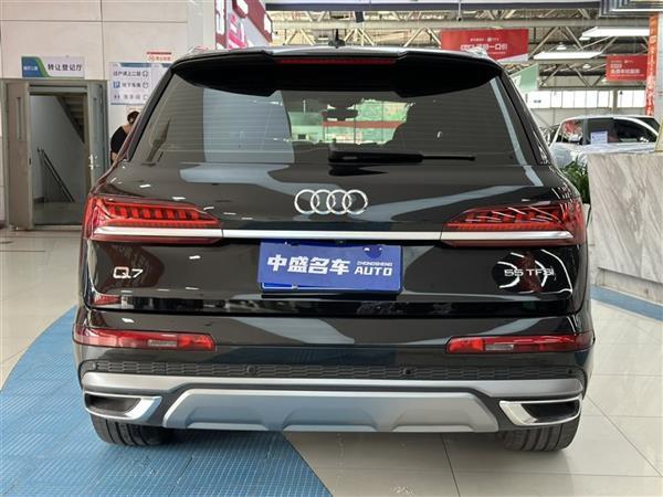 µQ7 2022 55 TFSI quattro S line˶