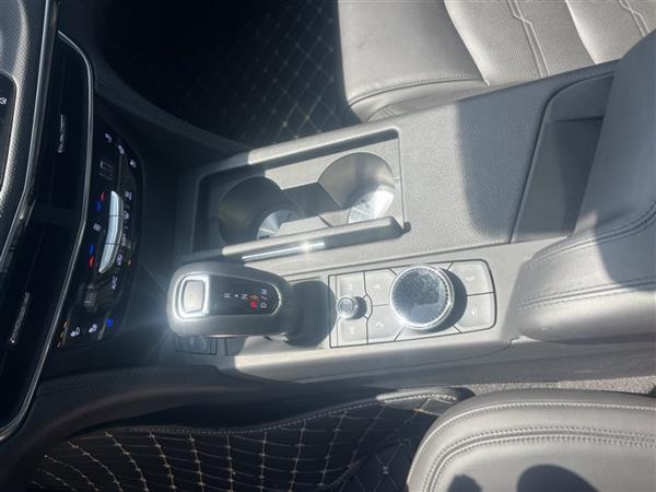 CT6 2019 28T ˶