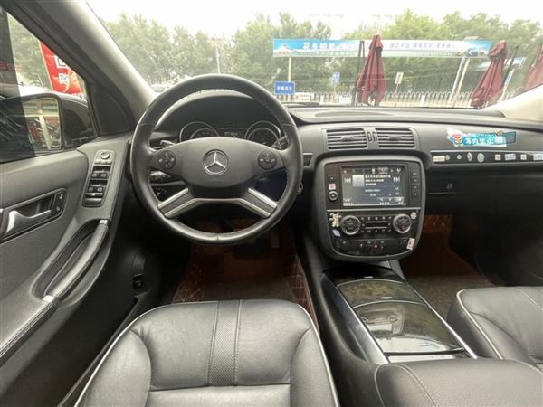 R 2017 R 320 4MATIC ذ