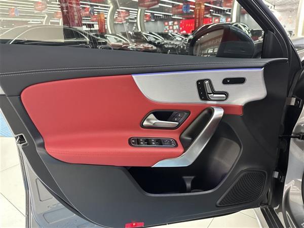 AAMG() 2020 Ŀ AMG A 45 4MATIC+
