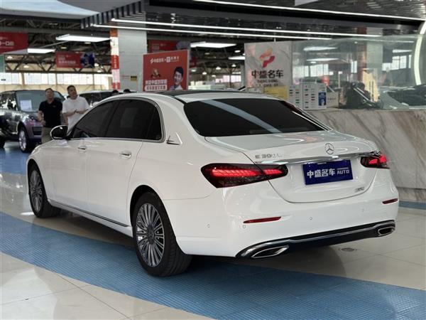 E 2022 Ŀ E 300 L 