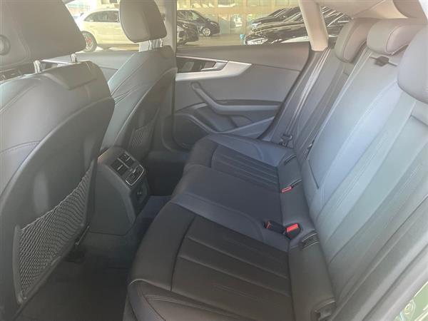 µA5 2023 Sportback 40 TFSI ʱж