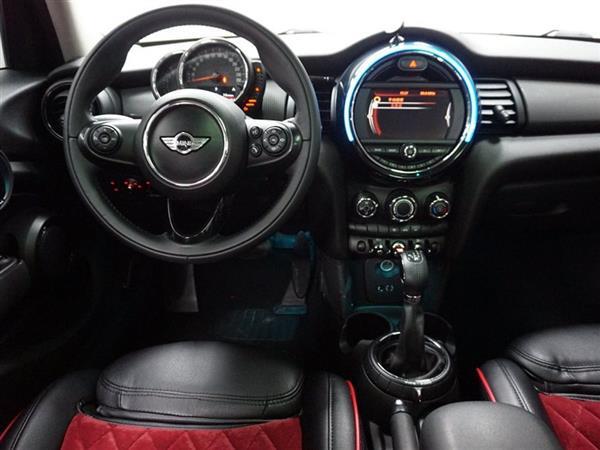 MINI 2015 1.5T COOPER Fun Ű