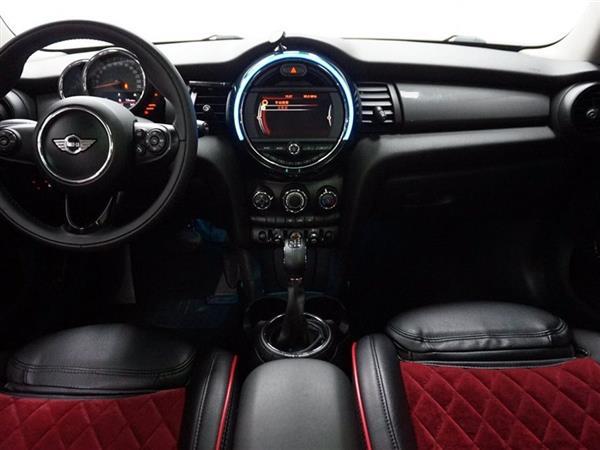 MINI 2015 1.5T COOPER Fun Ű