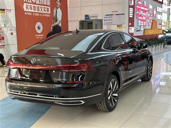  2022 330TSI Ӣ