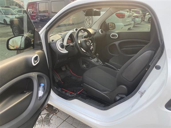 smart fortwo 2015 1.0L 52ǧӲ鶯