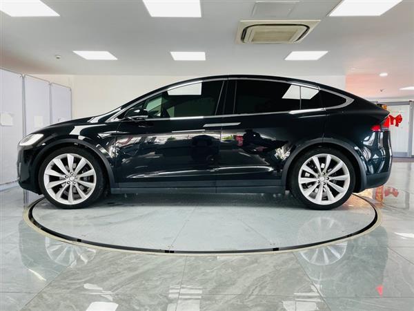 Model X 2016 Model X 90D