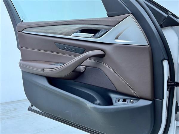 5ϵԴ 2020  530Le װ