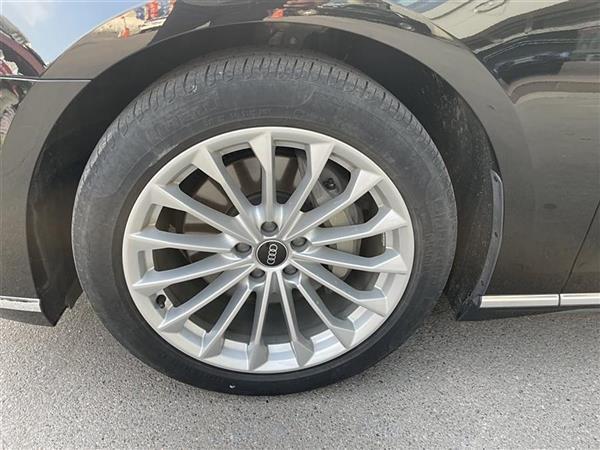 µA8 2022 A8L 50 TFSI quattro ͵ذ