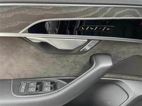 µA8 2022 A8L 50 TFSI quattro ͵ذ