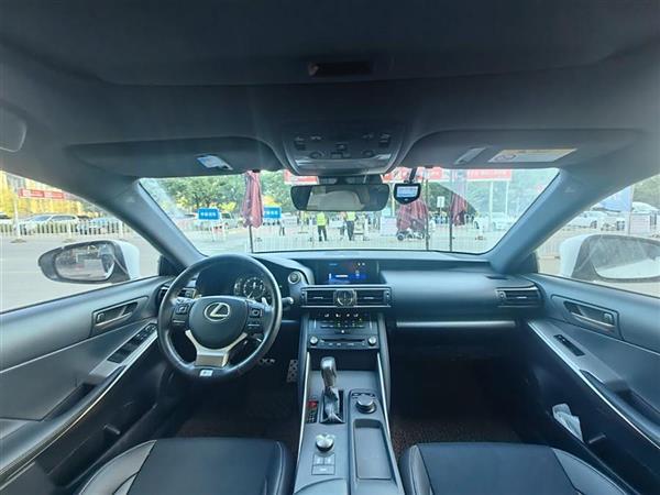 ׿˹IS 2017 300 F SPORT