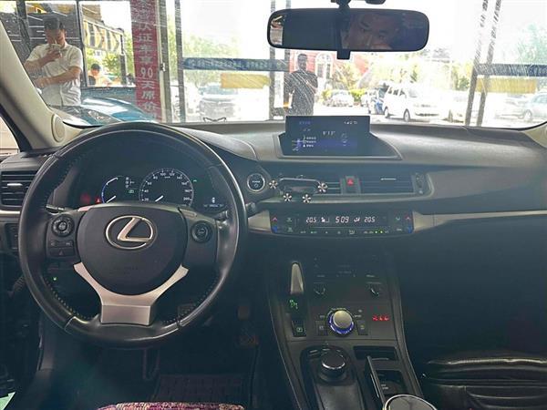 ׿˹CT 2017 CT200h ʰ ɫ V