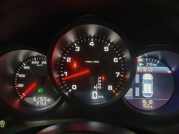 Macan 2017  Macan 2.0T