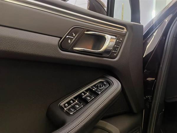 Macan 2017  Macan 2.0T