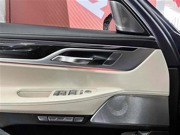 7ϵ 2017 M760Li xDrive